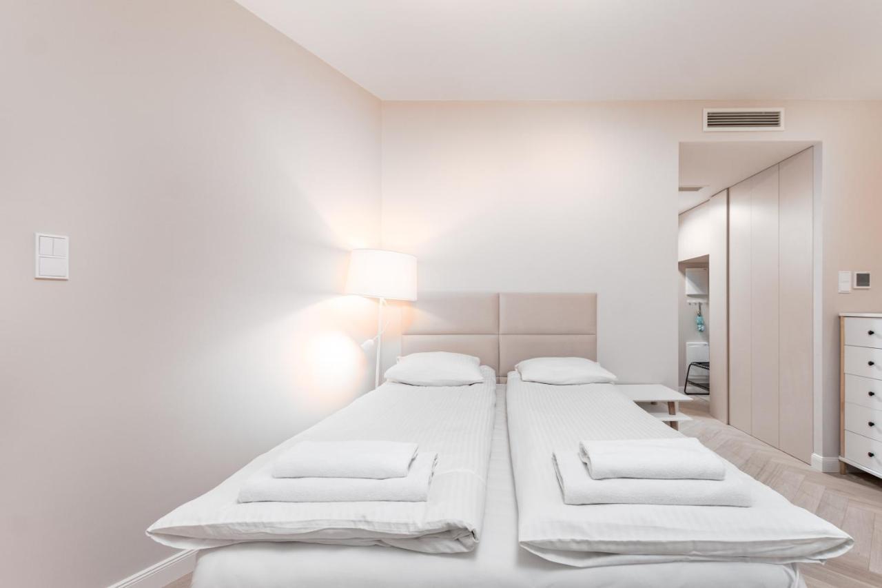 Apartament Solidarnosci By Your Freedom Warsaw Luaran gambar